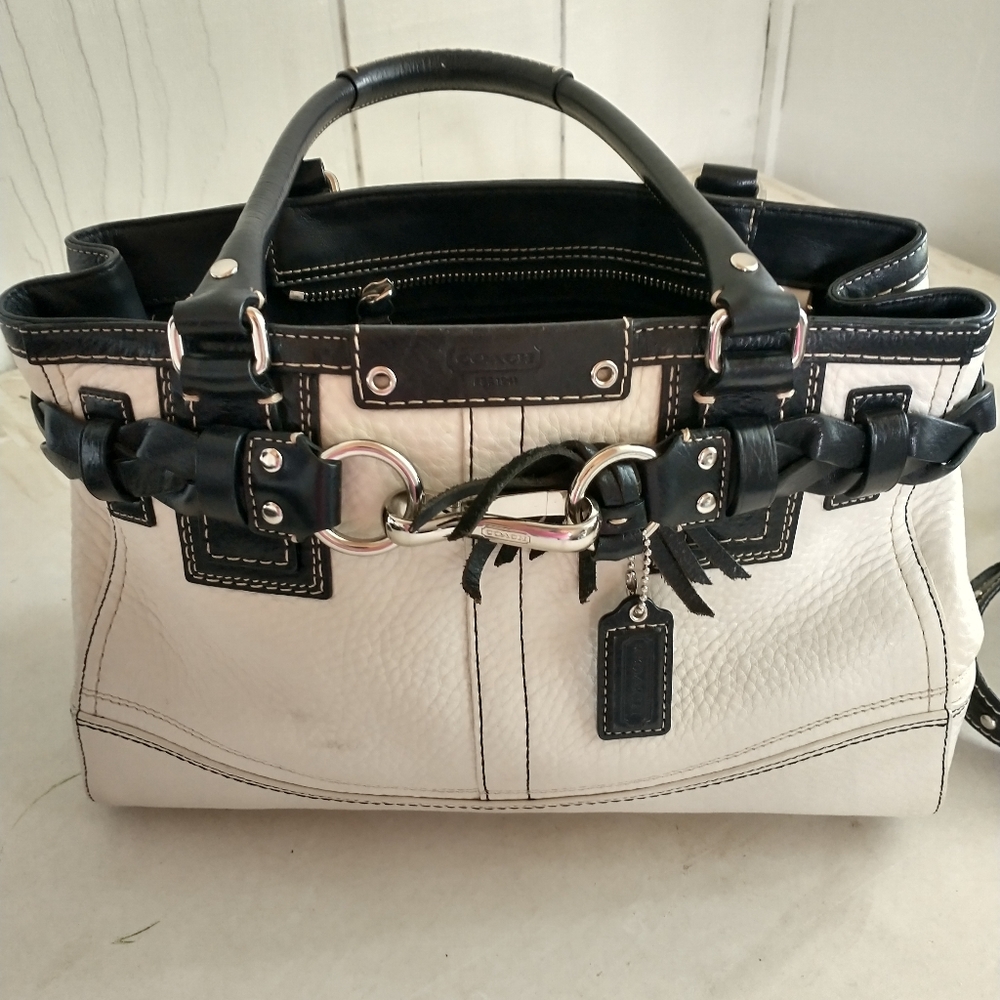 Coach purse item#P5